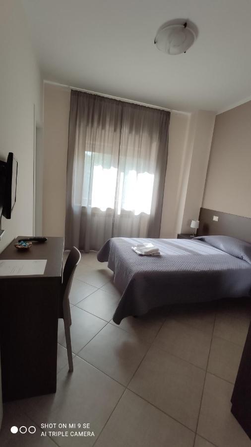 B&B Grandangolo Preturo Ngoại thất bức ảnh